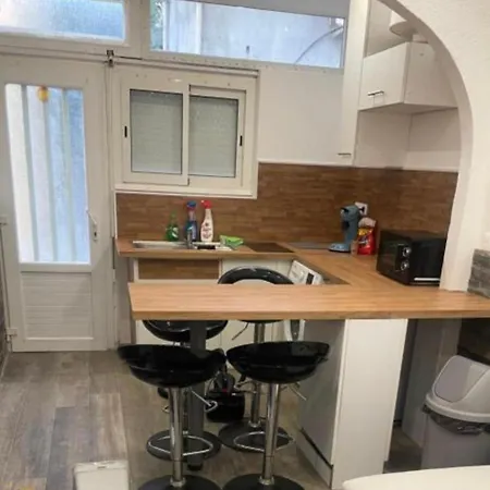 Apartment Small Renovated Cozy Spot